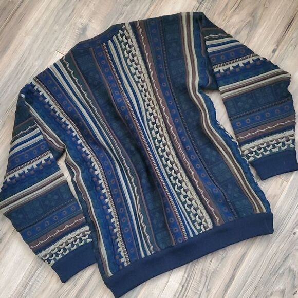 Toorallie | Thick Knit Sweater - Picture 5 of 5